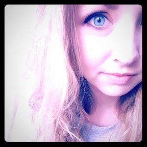 Meet your Posher, Lyndsey